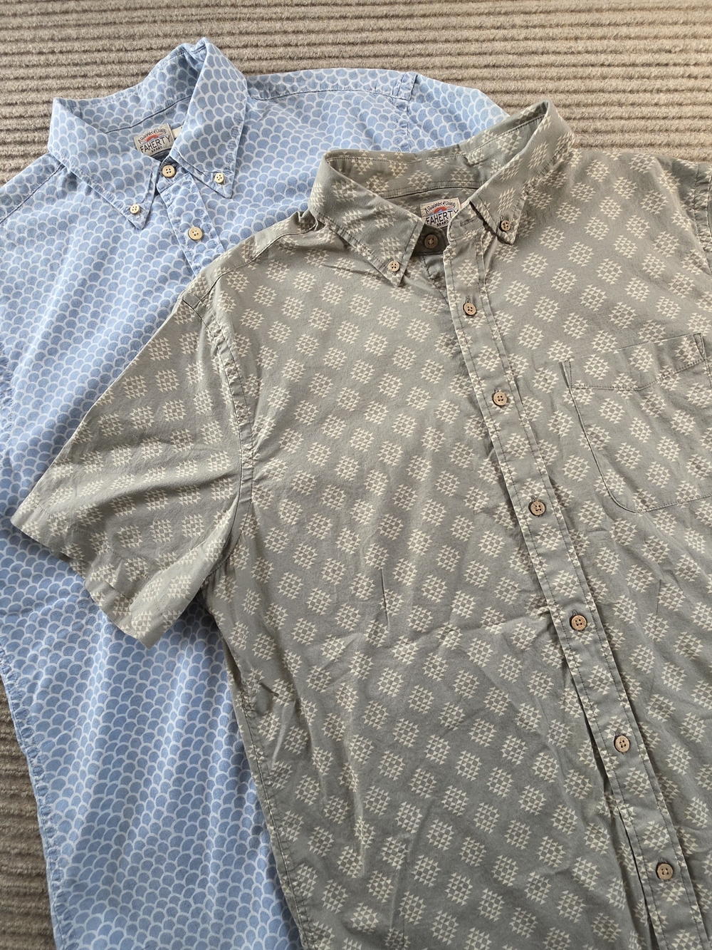 Faherty Lot Of 2 Men’s Playa Button Down Shirts Sz L Green & Blue Soft Stretch